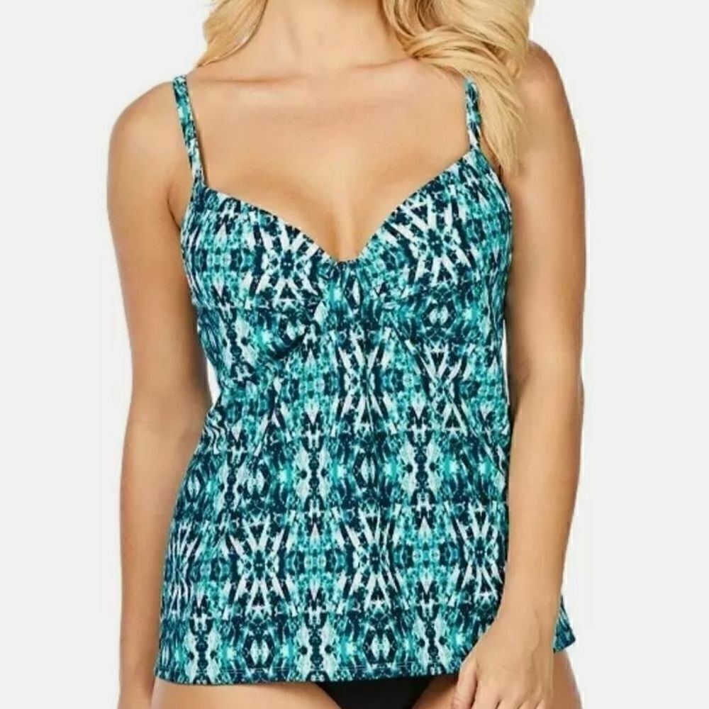 Island Escape Underwire Tankini Size 6 Swim Top